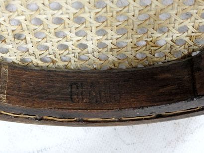 HORGEN - GLARUS
Child's chair in varnished...