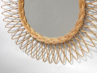 Work from the 70s
Rattan circular sun mirror.
Diameter:...