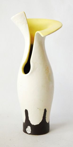 Work from the 50's
Yellow, white and black...