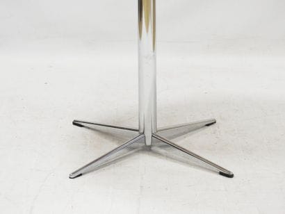 Work from the 70s
Dining table with circular...