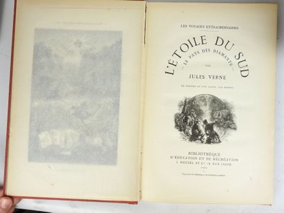 6 volumes dont : 
- VERNE Jules. L'étoile...