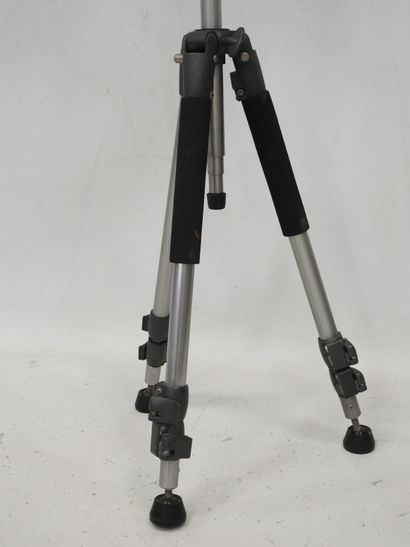 Astronomical LENS with tripod, brand Perfex...