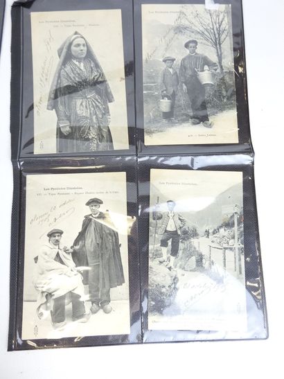 OCCITANIE: 32 postcards of animated scenes...