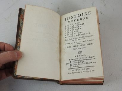 ROLLIN. Histoire moderne des Chinois, des...