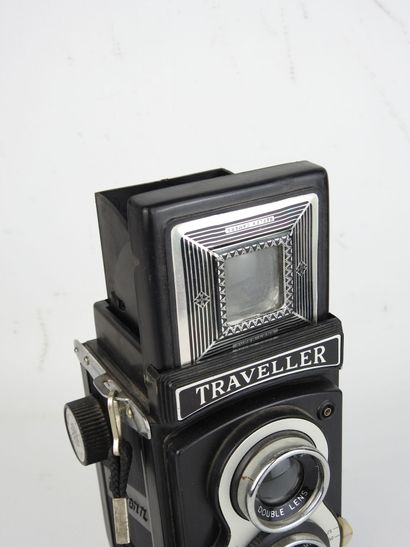 REFLEX TRAVELLER camera with Double Lens...
