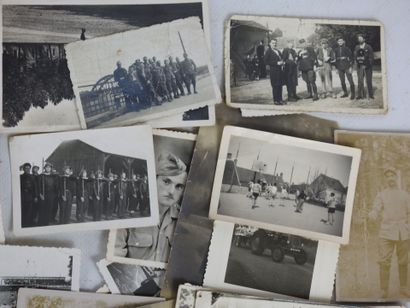 [PHOTOGRAPHIE]. Lot de photos de famille...