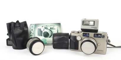 CONTAX G2 no. 001038 with TLA200 flash, Carl...