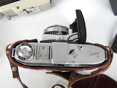 KODAK: 8 cameras including BROWNIE FLASH...