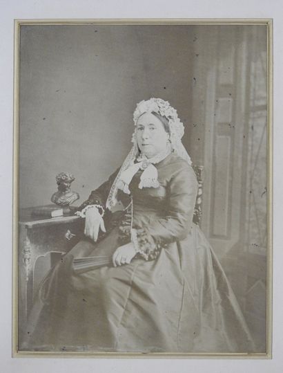 Atelier NADAR (entourage): Portrait de femme...