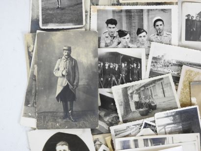 [PHOTOGRAPHIE]. Lot de photos de famille...