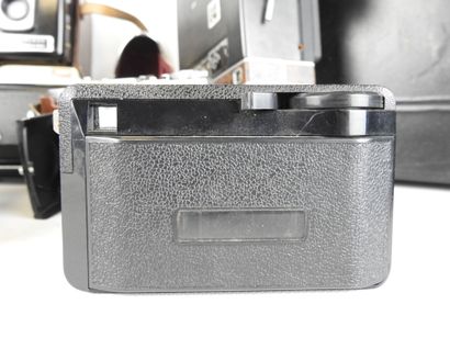 KODAK: 8 cameras including BROWNIE FLASH...