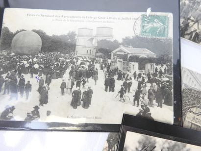 BLOIS - SOLOGNE: 90 postcards of the city...