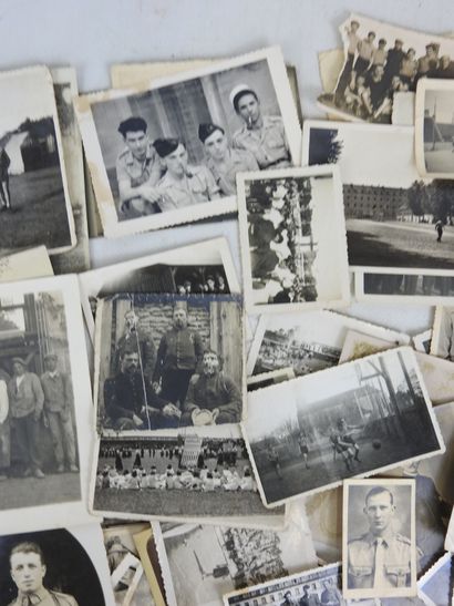 [PHOTOGRAPHIE]. Lot de photos de famille...