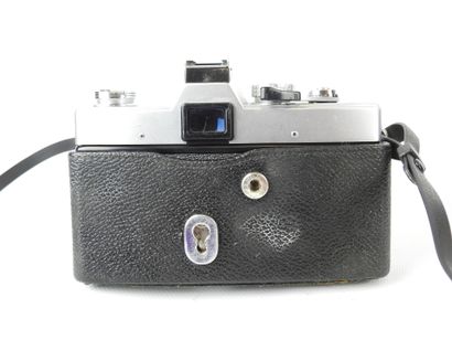MINOLTA: Dynax 500 si. With AF Zoom 28-80mm...