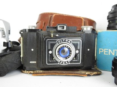 3 CAMERAS including Ultra Fex, with carrying...