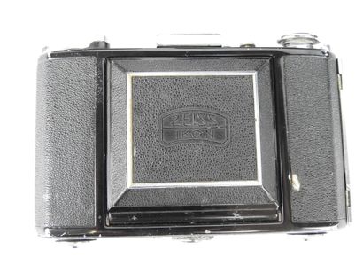 2 ZEISS IKON FILM and ZEISS IKON TELMA bellow...