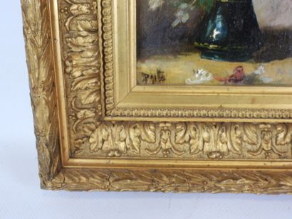 P. MOTTE (XIX-XXe) : Bouquet de fleurs. Huile...