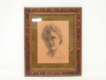 F. LARNIER (XX-XXIe) : Portrait de femme....