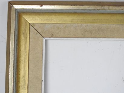 Gilded wood frame. 71 x 59.5 - 90.5 x 78...