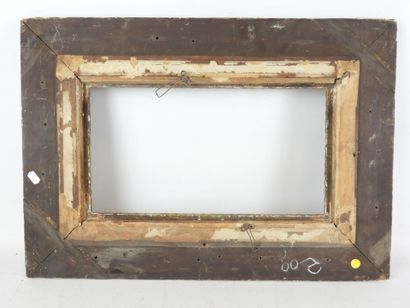CADRE ANCIEN en bois et stuc doré. Monté...