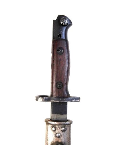 BAIONNETTES. ENGLAND. Enfield model 1907...