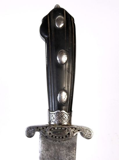 WHITE WEAPONS. Hunting knife with 3-button...