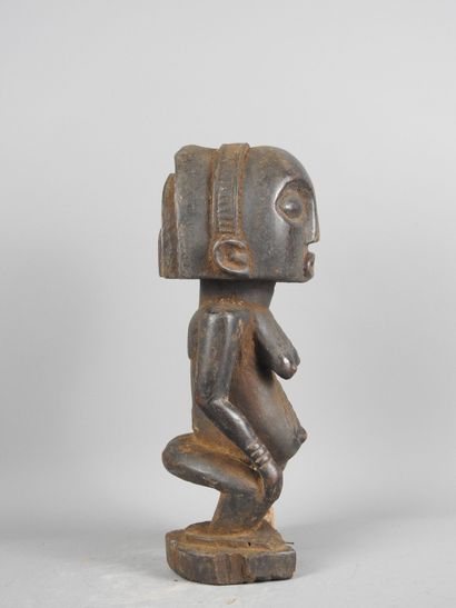 LUBA, République Démocratique du Congo.
Bois...