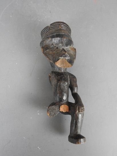 KUBA, RD CONGO. Laminated bowl. H. 27 cm....