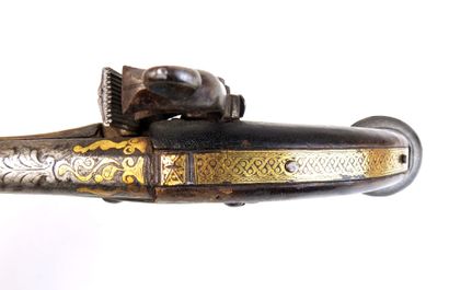 ARMES à FEU. Pistolet à la morlaque, monture...