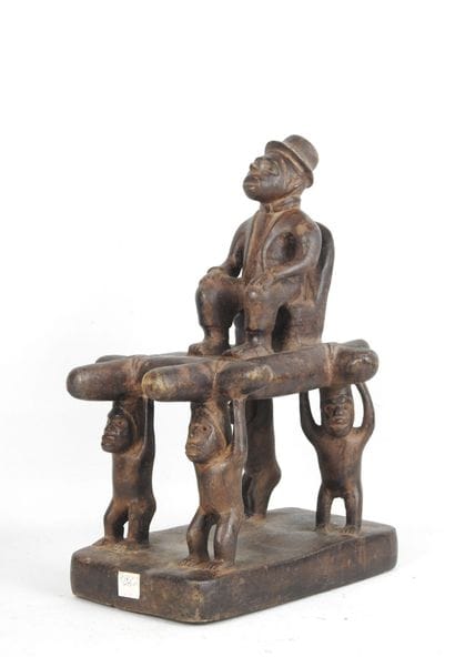 CONGO. Statue 