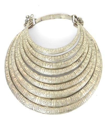 NECKLACE, nine rows, in metal presumed to...