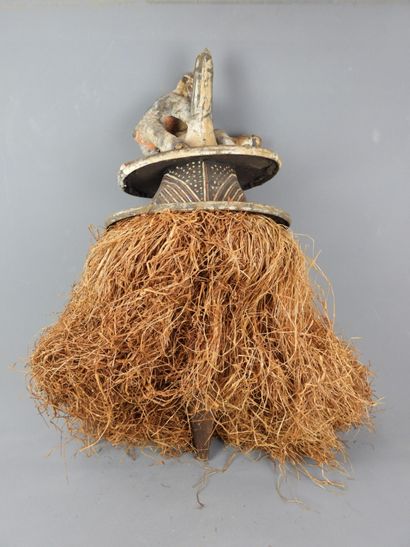 YAKA, République Démocratique du Congo.

Bois,...