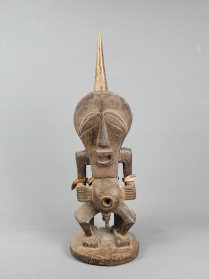 SONGYE, République Démocratique du Congo.

Bois...