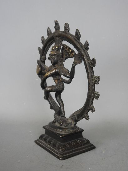 Tamil Nadu, South India.
Ancient bronze statue...