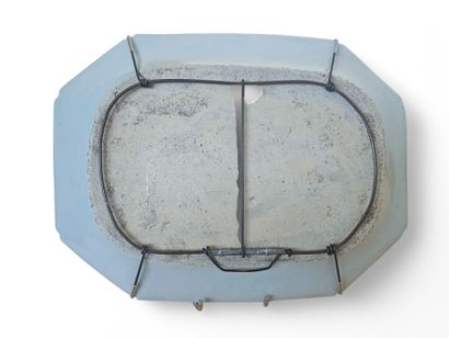 CHINE, XVIIIe.
Plat octogonal en porcelaine...