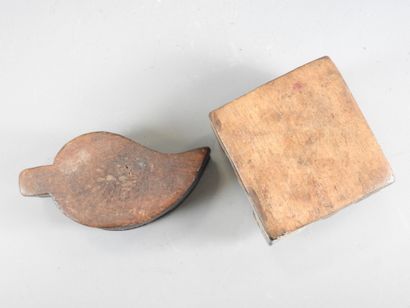 INDIA.
Wood, patina of use, red powder residue.
Two...