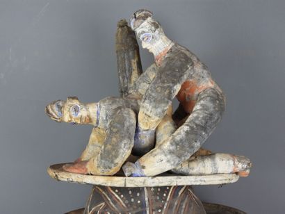 YAKA, République Démocratique du Congo.

Bois,...