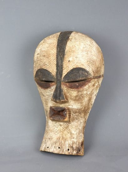 SONGYE, République Démocratique du Congo.

Bois...