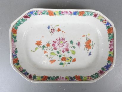 CHINA: Hexagonal porcelain pot cover with...