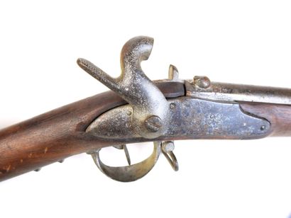 ARMES à FEU. Fusil réglementaire française...