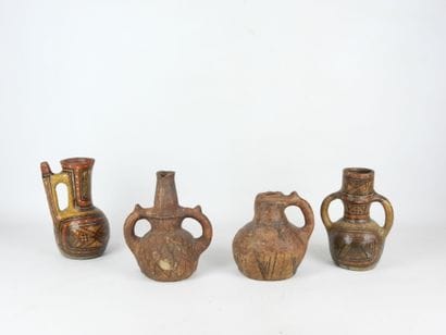 BERBERE - Kabylie : Quatre vases en terre...