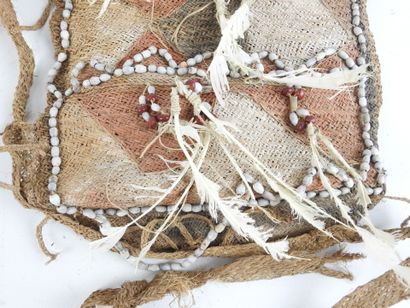 ASMAT, Irian Jaya, Indonésie.
Sac de chasseur...