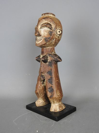 Léga, Democratic Republic of the Congo.
Wood,...