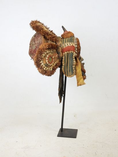 DAN GUERE, Ivory Coast.

Spectacular 