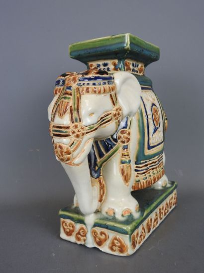 Vietnam.
Small Bien Hoa stoneware pedestal...
