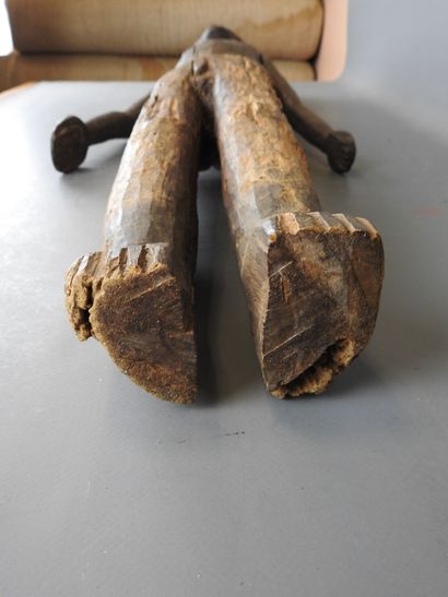 NIGERIA.
Large wooden male statuette with...