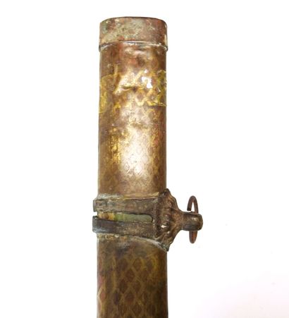 DIVERS. Fourreau de sabre japonais ou sino-japonais...