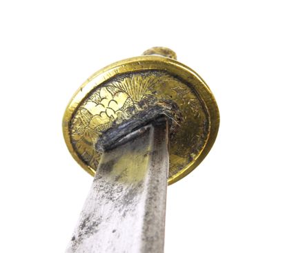 ARMES BLANCHES. Sabre chinois DAO à poignée...