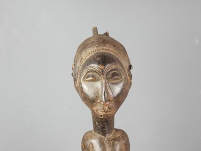 Statue of a standing female ancestor, LUBA/HEMBA,...