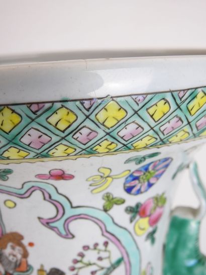 CHINA: Large porcelain baluster vase with...